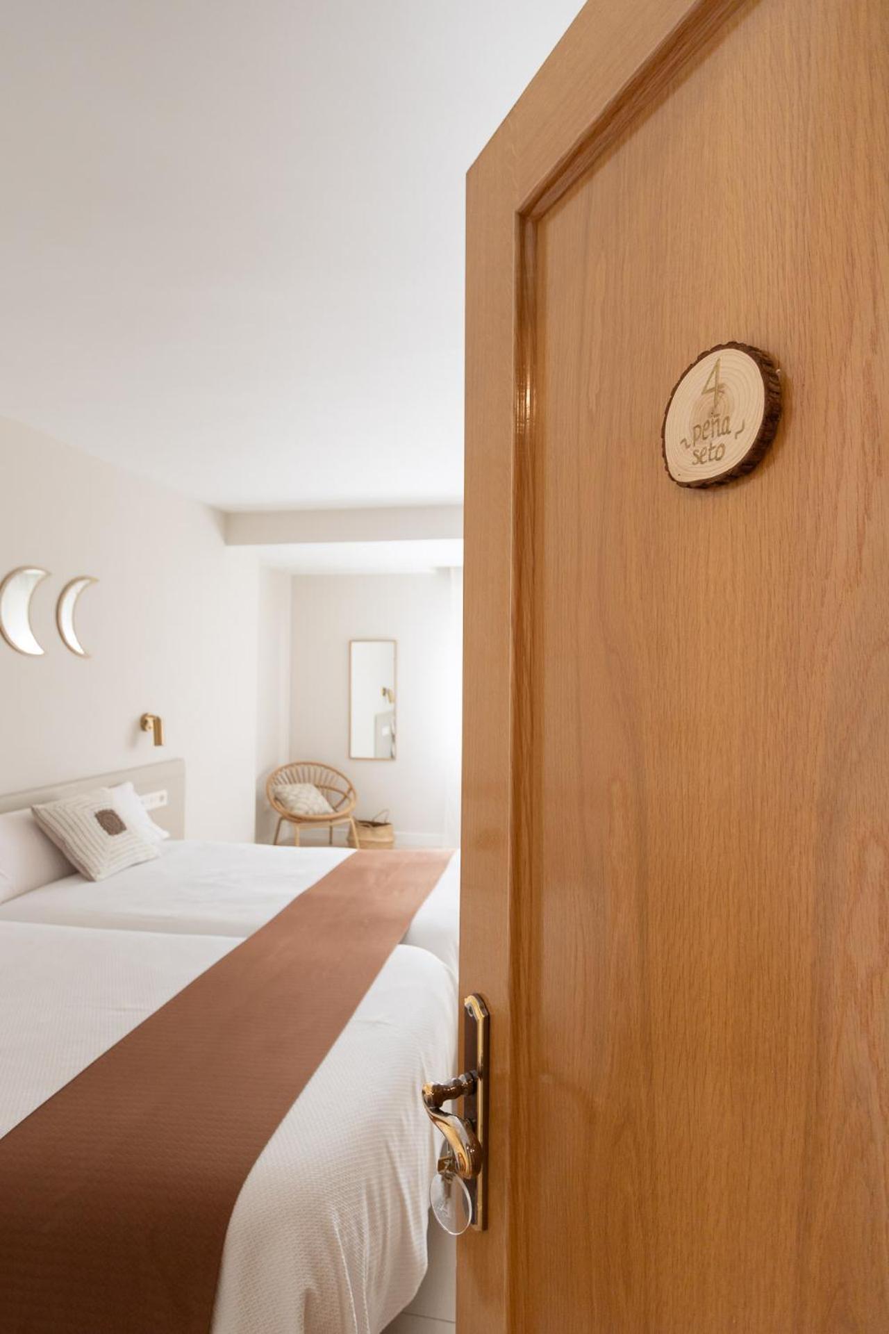 Hostal Lobrega Torrecilla en Cameros Zewnętrze zdjęcie
