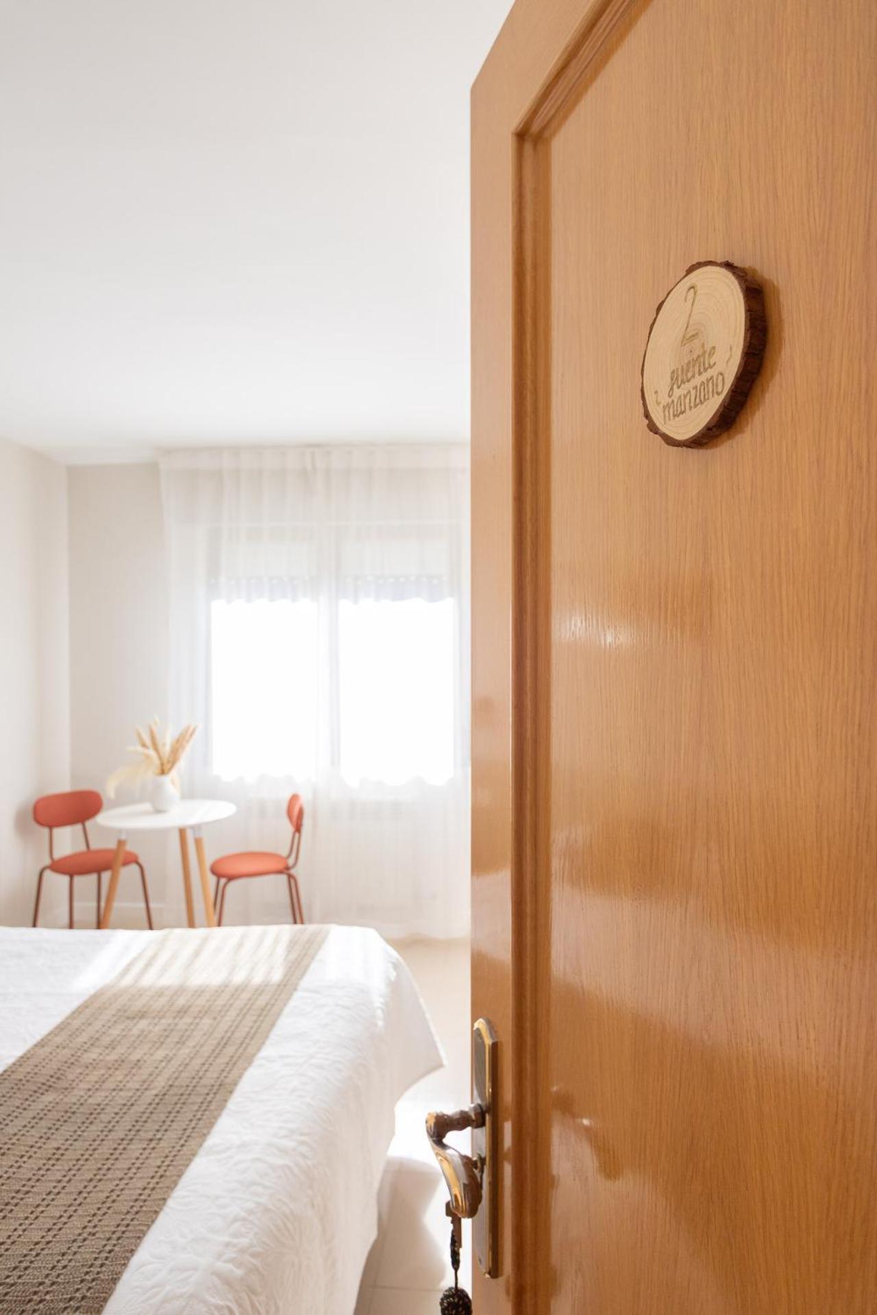 Hostal Lobrega Torrecilla en Cameros Zewnętrze zdjęcie