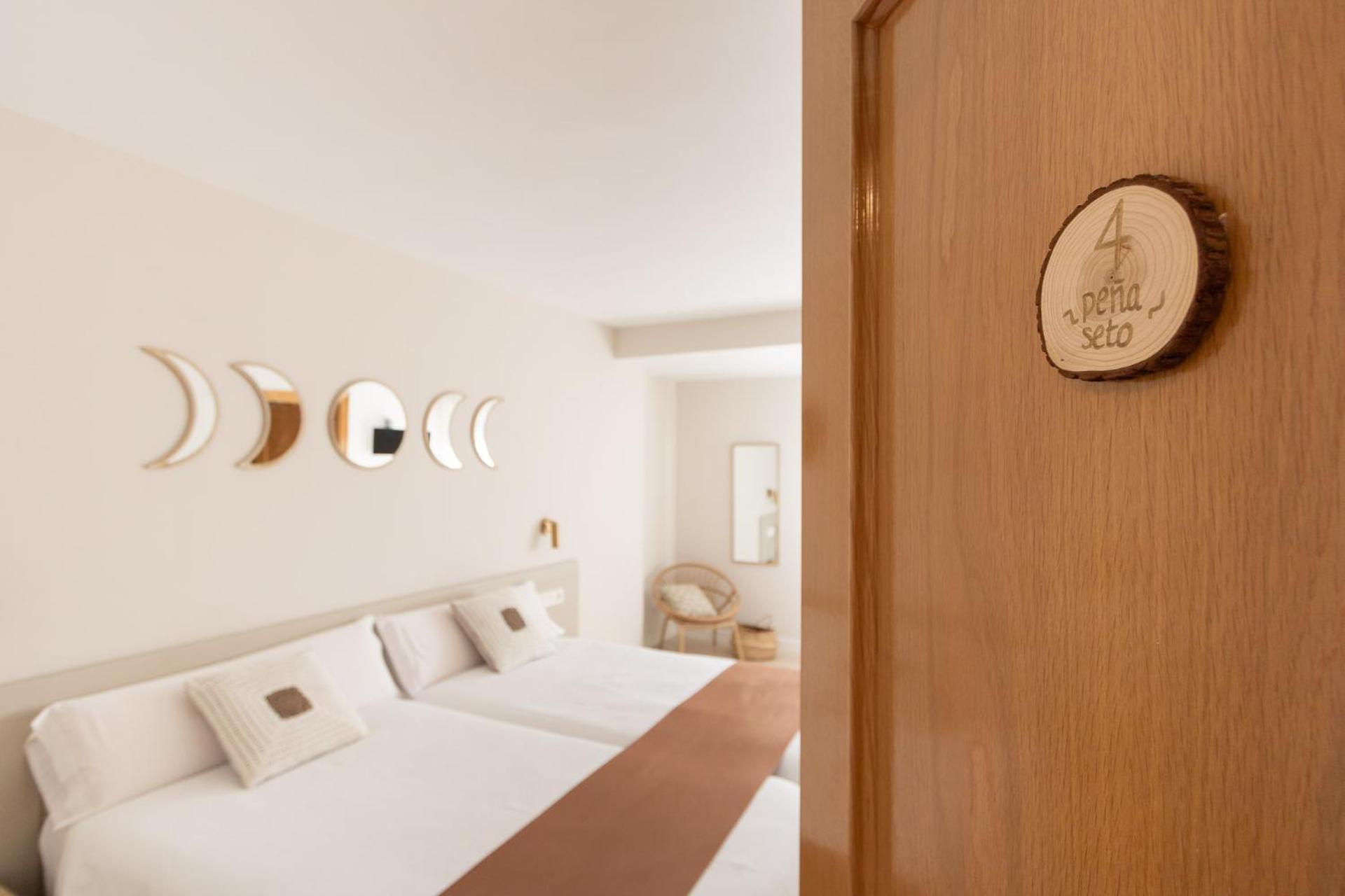 Hostal Lobrega Torrecilla en Cameros Zewnętrze zdjęcie